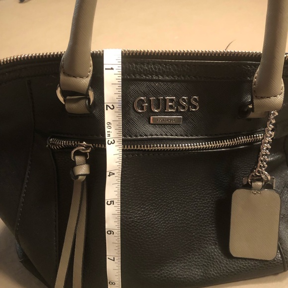 Guess Black Bag - Picture 6 of 7